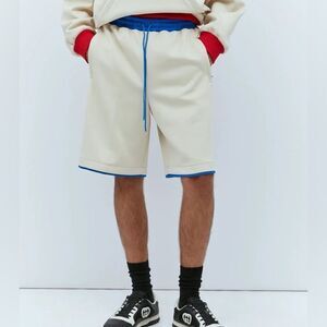 Gucci NWT Logo Embossed Web Stripe Basketball Shorts Medium